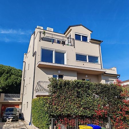 Apartments Mirta Ровинь Экстерьер фото